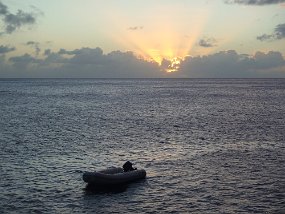 PC100054